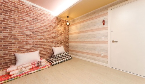 Room (Ondol)