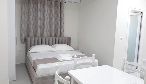 Double Room, Kitchen