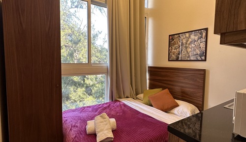 City Single Room
