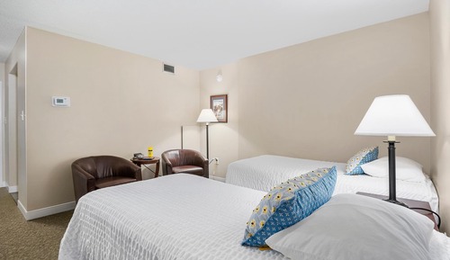 Room, Multiple Beds (TESS)