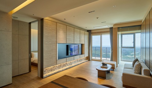 Silver Suite (Kitchen/Panorama View/Bed)
