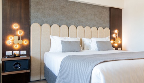 Standard Room, 1 King Bed, Non Smoking, City View