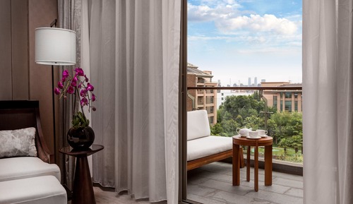 Suite, 1 Bedroom, Lake View