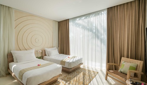 Mavwa Superior, Double or Twin Bed