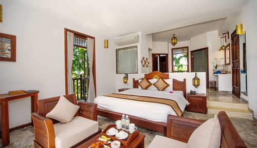 Deluxe Family Connecting Rooms