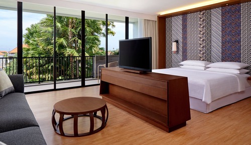 Junior Suite, 1 Bedroom, Non Smoking, Garden View (Balcony)