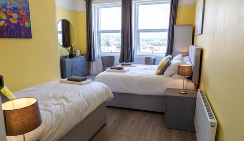Triple Room, Ensuite (2nd floor)