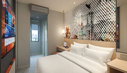 Superior King Room