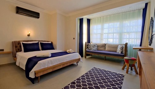 Family Quadruple Room