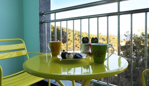 Room (Sky 1 (bed sea view))