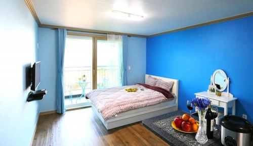 Room (Sky 4 (bed sea view))