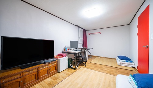 Room (Ondol Suite Room)