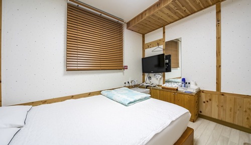 Room (Standard Room)