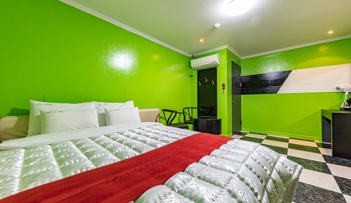 Room (Special Room Deluxe (Netflix/Breakfas)