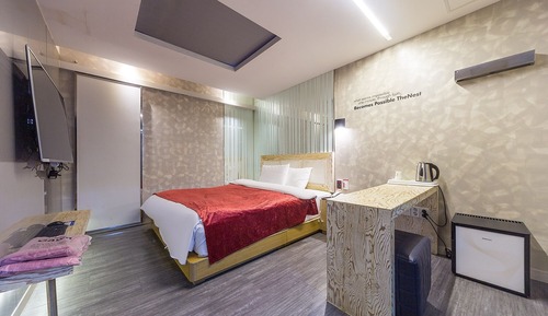 Room (Royal Suite A (karaoke room jjimjilba)