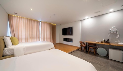 Room (Twin room-A (air purifier hot spring )