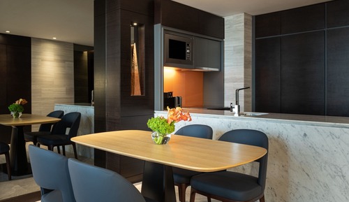 Superior Studio, 1 King Bed, Non Smoking