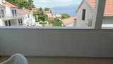 Apartment (Branko - with terrace - A1(2+2) - Duj)