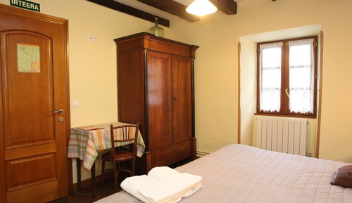 Double Room, 1 King Bed