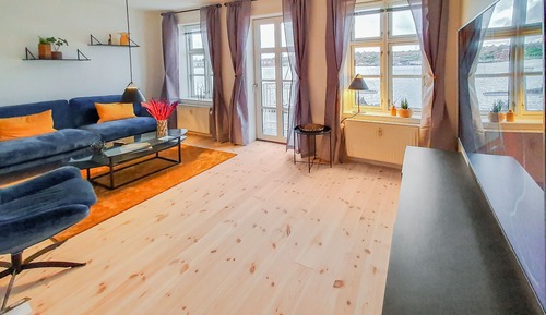 Luxury Apartment, Balcony