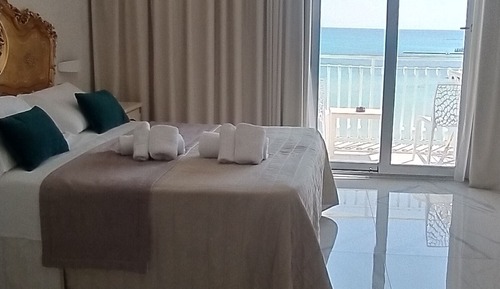 Luxury Quadruple Room