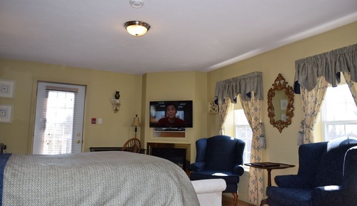 Premium Suite, 1 Queen Bed, Jetted Tub, Garden View