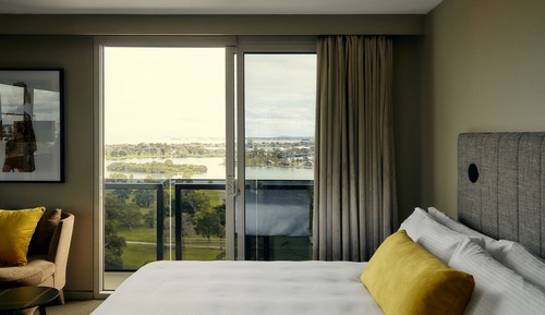 Studio Bayview Balcony