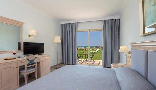 Superior Room, Beachfront