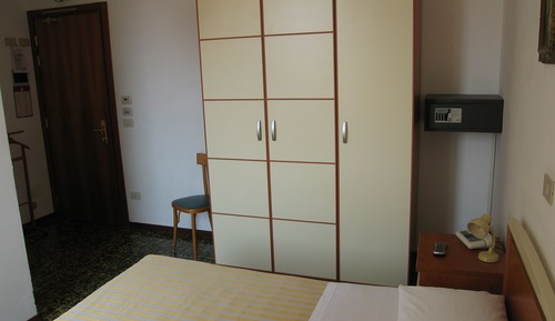 Economy Double or Twin Room