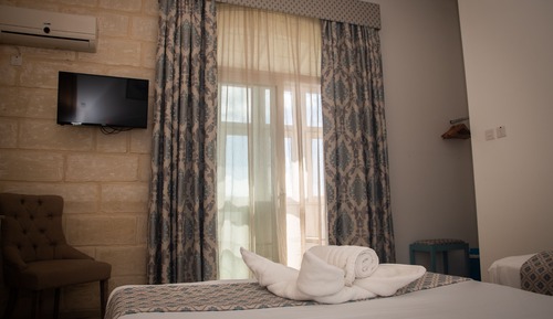 Twin Room (with view)