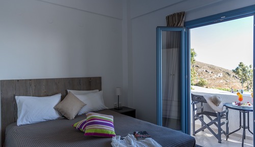 Superior Room, Pool View