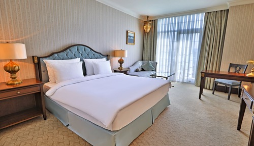 Superior Room, 1 King Bed