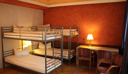 Suite, Shared Bathroom