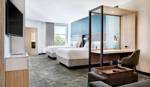 Studio Suite, 2 Queen Beds (Mobility/Hearing Access, Roll-In Shwr)