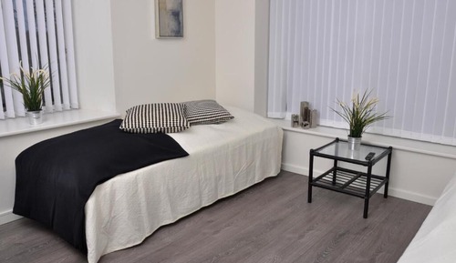 Double or Twin Room, Shared Bathroom
