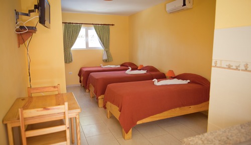 Economy Studio, 3 Twin Beds, Kitchenette, Ground Floor