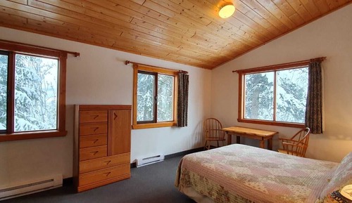 Senior Room, 1 Queen Bed with Sofa bed
