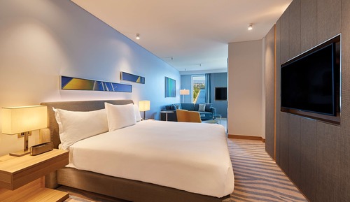 Deluxe Room, 1 King Bed