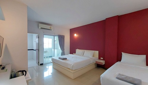 Triple Room