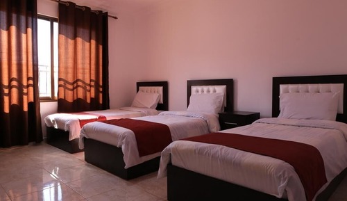 Basic Triple Room