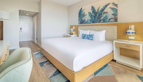 Room, 1 King Bed, Oceanfront