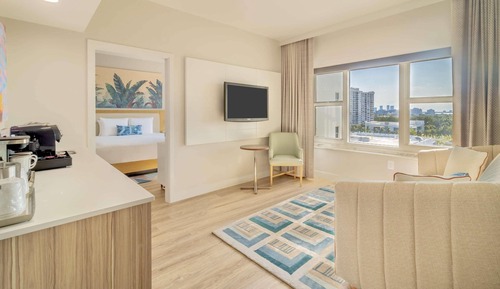 Suite, 1 Bedroom, King Bed