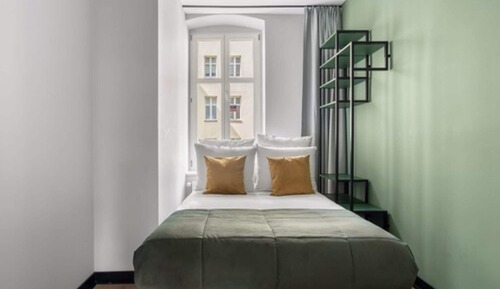 Large 2 Bedroom Apartment with Sofa Bed