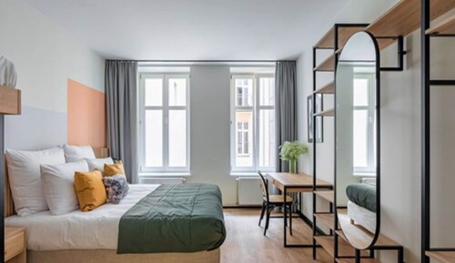 Large 3 Bedroom Apartment with Sofa Bed