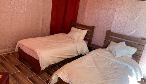 Comfort Tent, 2 Twin Beds, Mountain View