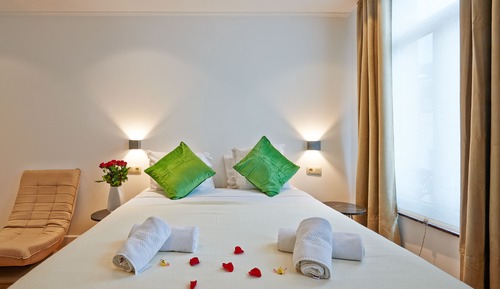 Design Quadruple Room
