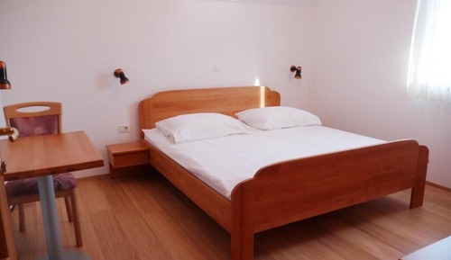 Family Suite, 2 Bedrooms, Garden View