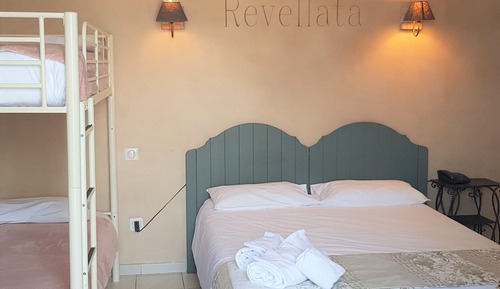 Quadruple Room, Balcony (Mer)
