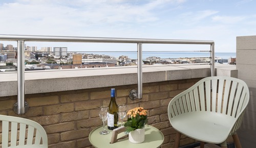 1Bedroom Penthouse City View and Terrace