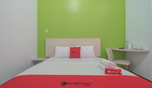 Economy Double Room (RedDoorz)